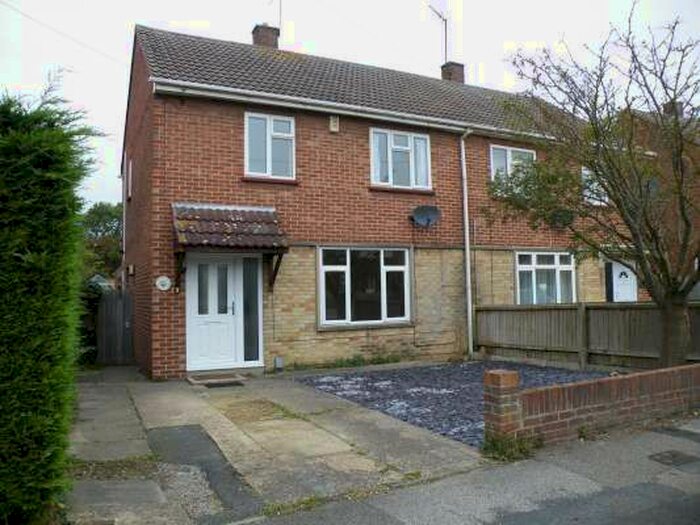 3 Bedroom Semi-Detached House To Rent In Welland Road, Peterborough, PE1