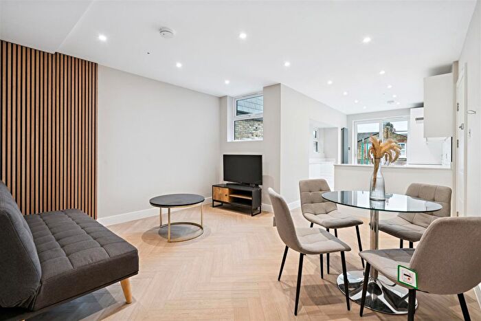 1 Bedroom Flat For Sale In Hoyle Road, Tooting, SW17