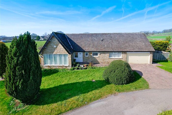 4 Bedroom Bungalow For Sale In Sunhill Drive, Baildon, Shipley, West Yorkshire, BD17