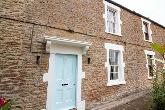 2 Bedroom Terraced House To Rent In Locks Hill, Frome, BA11