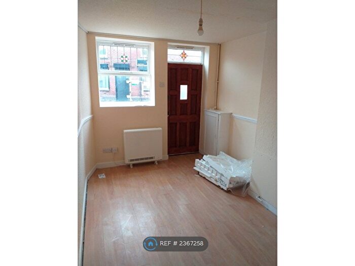 1 Bedroom Flat To Rent In Parr Stocks Road, St. Helens, WA9