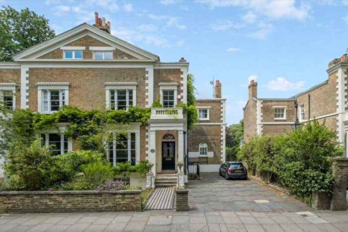 8 Bedroom Property To Rent In The Green, Richmond, TW9