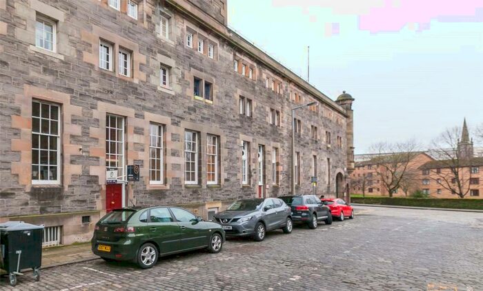 1 Bedroom Flat To Rent In Couper Street, Edinburgh, EH6