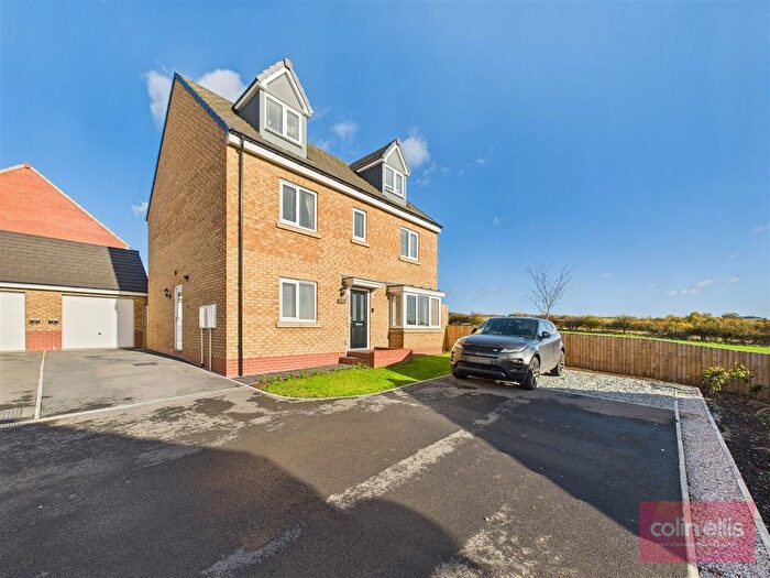 5 Bedroom Detached House For Sale In Wagoners Way, East Ayton, Scarborough, YO13