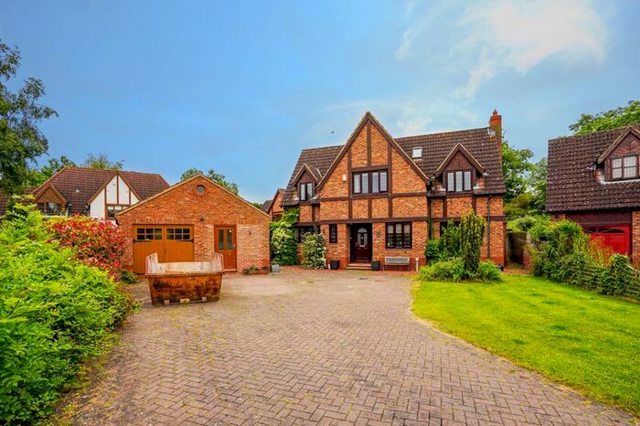 5 Bedroom Detached House For Sale In Maltings Court, York, YO61