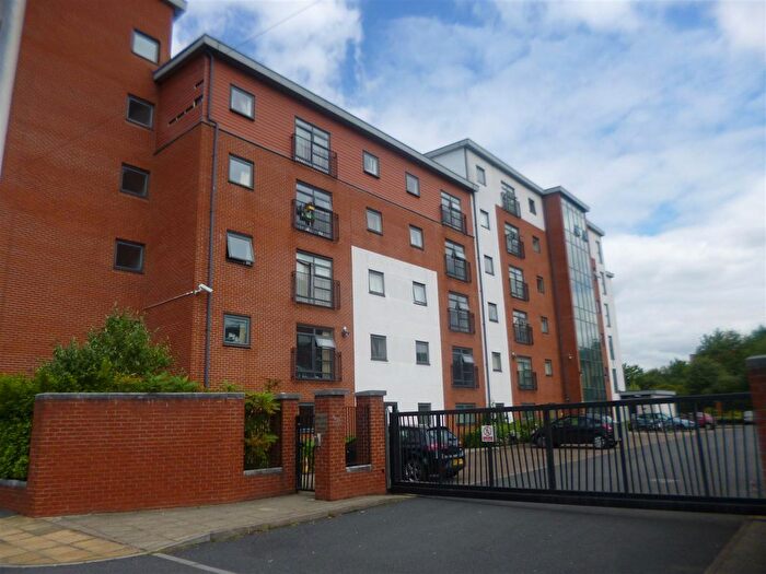 Studio To Rent In Renolds House, Salford, M5