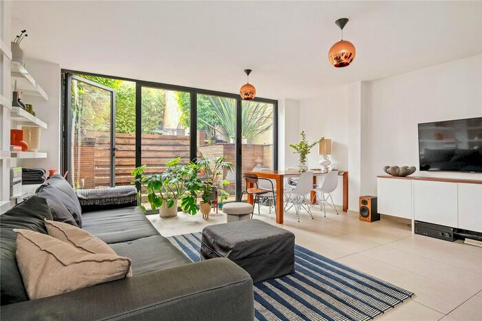 3 Bedroom Flat To Rent In Wilberforce Road, London, N4