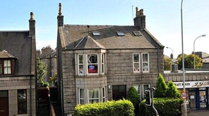 5 Bedroom Flat To Rent In King Street, Old Aberdeen, Aberdeen, AB24