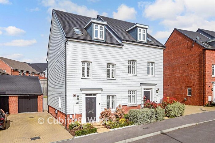 3 Bedroom Semi-Detached House For Sale In Virginia Drive, Haywards Heath, West Sussex, RH16