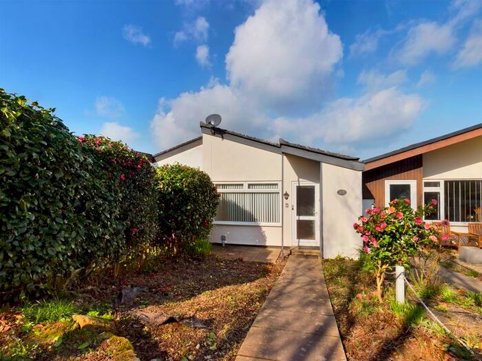 2 Bedroom Bungalow To Rent In Penhallow Close, Mount Hawke, Truro, TR4