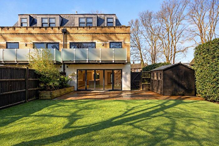 3 Bedroom Semi Detached House For Sale In Reed Place, Ware, SG12