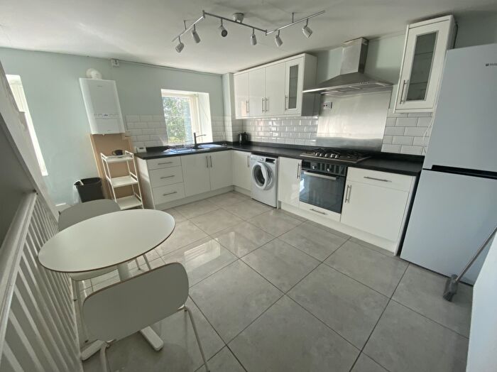 2 Bedroom Terraced House To Rent In High Street, Deiniolen, LL55