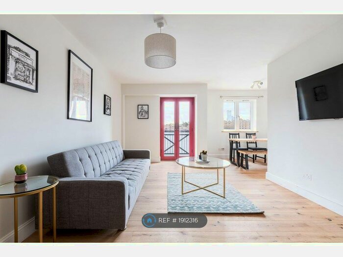 2 Bedroom Flat To Rent In Maynards Quay, London, E1W