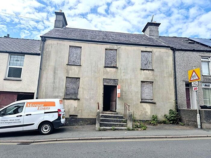 Terraced House For Sale In Twr Cuhelyn Street, Llanerchymedd, Anglesey, LL71
