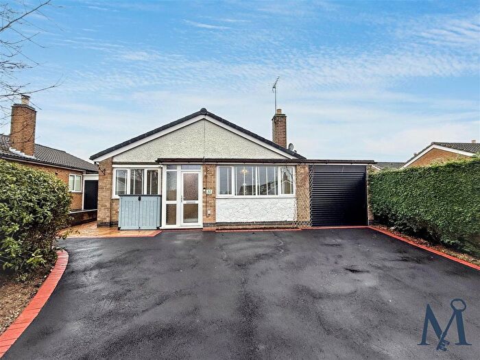 4 Bedroom Detached Bungalow For Sale In Launceston Drive, Hugglescote, Coalville, LE67