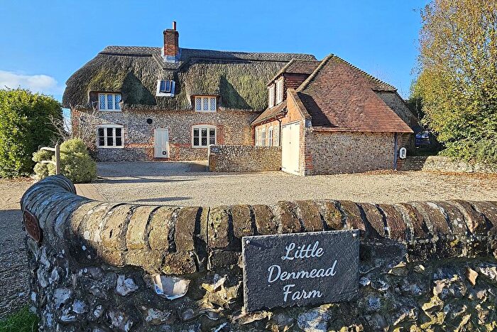 5 Bedroom Detached House For Sale In White Horse Lane, Denmead, PO7