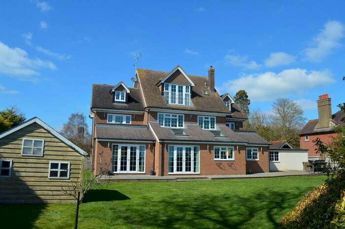 5 Bedroom Detached House For Sale In Old Orchard, Aylesbury Road, Wing, Buckinghamshire, LU7