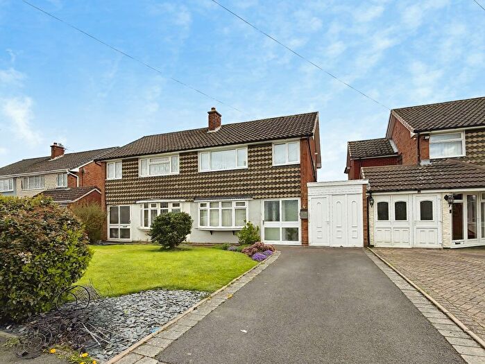 3 Bedroom Semi Detached House For Sale In Tower View Road, Great Wyrley, Walsall, WS6