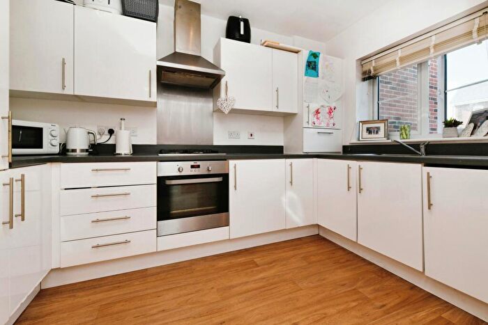 2 Bedroom End Of Terrace House For Sale In Widvale Road, Mountnessing, Brentwood, Essex, CM15