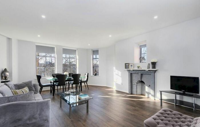 3 Bedroom Flat To Rent In Clive Court, Maida Vale, W9