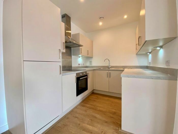 3 Bedroom Flat To Rent In Twist House, Grange Road, Bermondsey, SE1