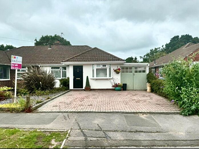 3 Bedroom Semi-Detached Bungalow For Sale In Moody Road, Fareham, PO14