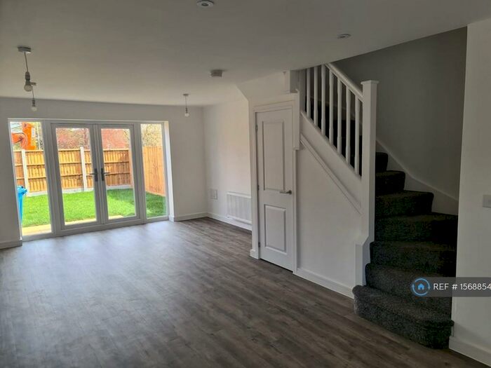 3 Bedroom Terraced House To Rent In Saxelbye Avenue, Derby, DE1