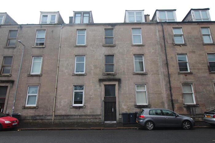 1 Bedroom Flat To Rent In Wellington Street, Greenock, PA15