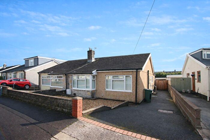 2 Bedroom Semi-Detached Bungalow For Sale In York Drive, Llantwit Fardre, Pontypridd, CF38