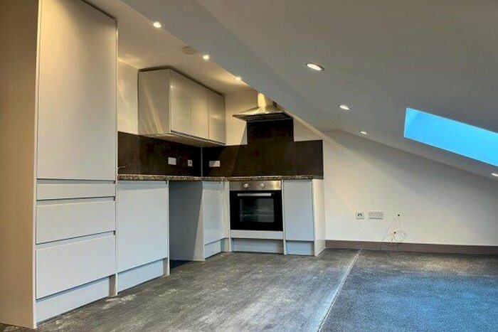 2 Bedroom Flat To Rent In Unity Place, Basingstoke, RG24