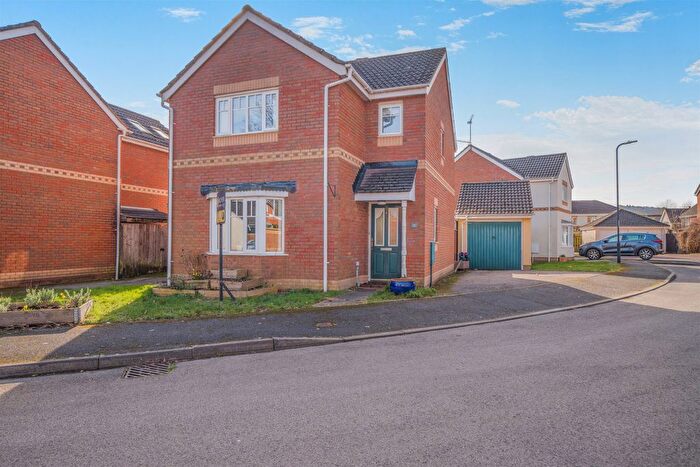 3 Bedroom Detached House For Sale In Hamilton Way, Monmouth, Monmouthshire, NP25