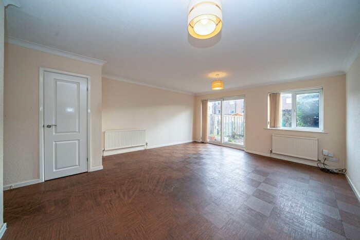 3 Bedroom Terraced House For Sale In Kingsland Road, Hemel Hempstead, HP1