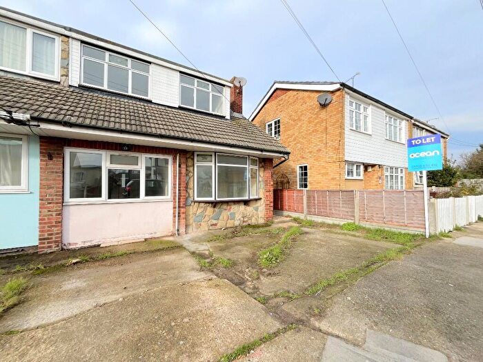4 Bedroom Semi-Detached House To Rent In Edith Road, Canvey Island, Essex, SS8