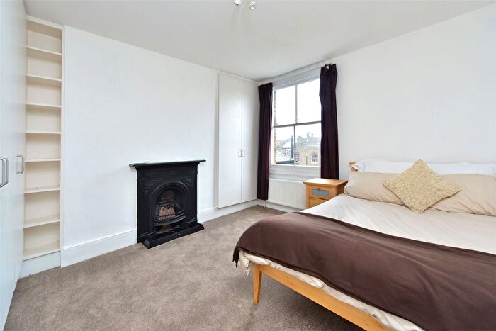 2 Bedroom Flat To Rent In Northolme Road, London, N5
