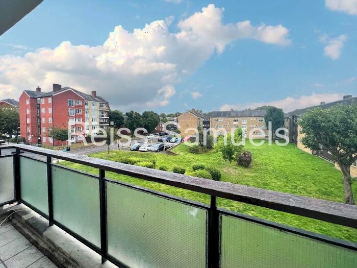 4 Bedroom Maisonette To Rent In Olney Road, London, SE17