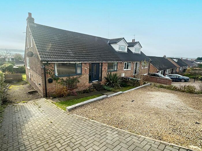 3 Bedroom Semi-Detached House For Sale In Regent Road, Kirkheaton, HD5