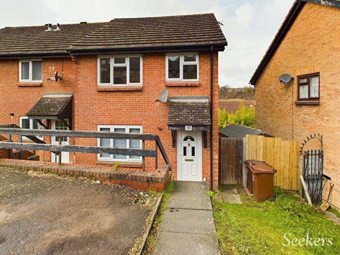 3 Bedroom Terraced House To Rent In Bilsington Close, Chatham, ME5