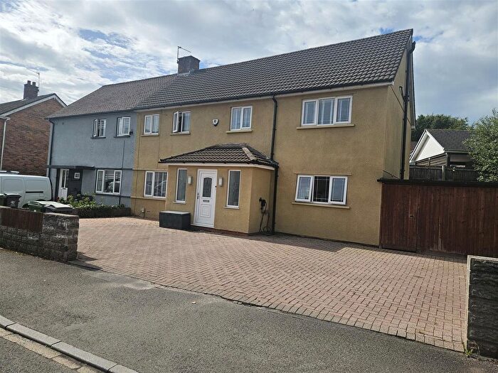 4 Bedroom Semi-Detached House For Sale In Heol Yr Odyn, Caerau, Cardiff, CF5