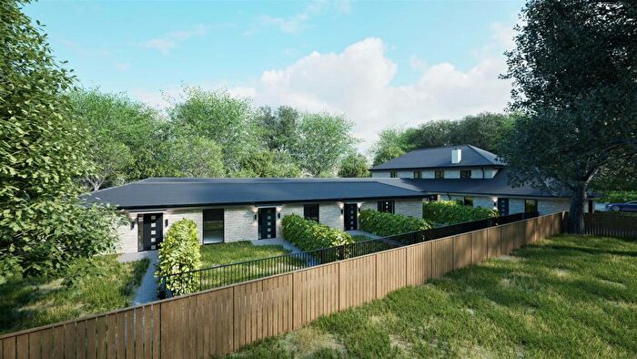 1 Bedroom Flat For Sale In Oak Leaf Court, Church Road, Derry Hill, SN11