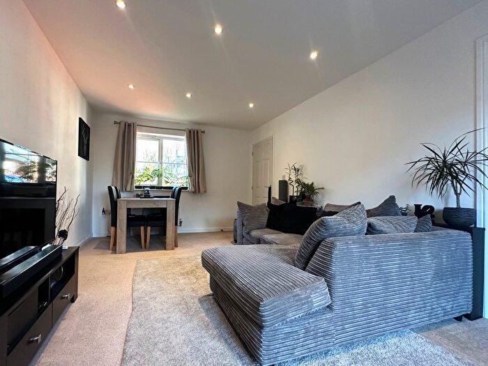 1 Bedroom Flat To Rent In Broadview Close, Kingsnorth, Ashford, TN25