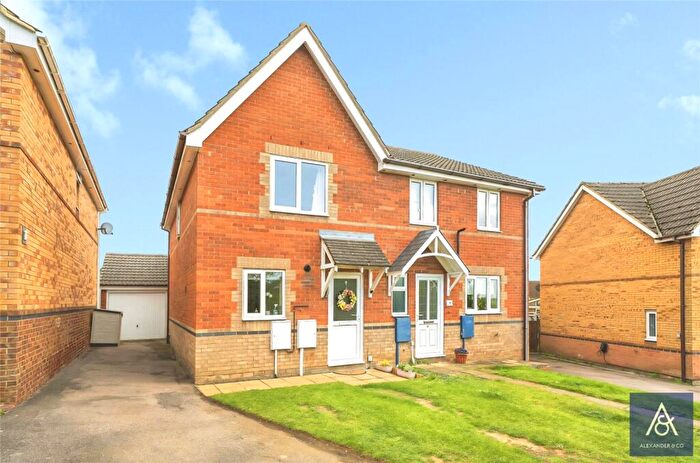 2 Bedroom Semi-Detached House For Sale In Newbery Drive, Brackley, Northamptonshire, NN13