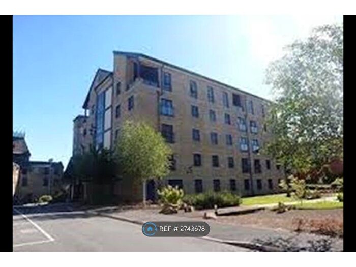 1 Bedroom Flat To Rent In Equilibrium, Lindley, Huddersfield, HD3