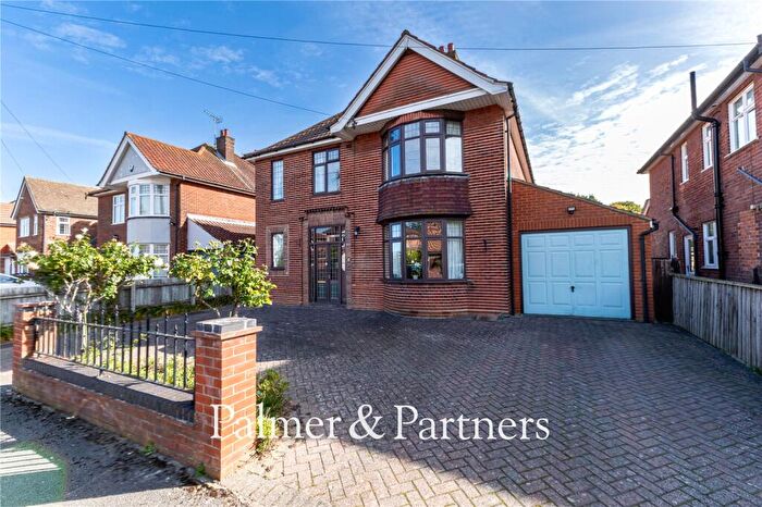 4 Bedroom Detached House For Sale In Valley Close, Ipswich, Suffolk, IP1