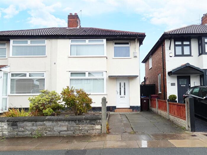 3 Bedroom Semi-Detached House For Sale In Ashbourne Crescent, Huyton, Liverpool, L36