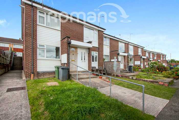 2 Bedroom Apartment To Rent In Bellevue Road, Kingswood, BS15