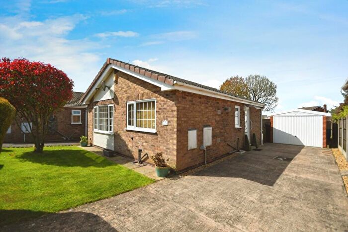 2 Bedroom Detached Bungalow For Sale In Lilac Grove, Bolsover, Chesterfield, S44