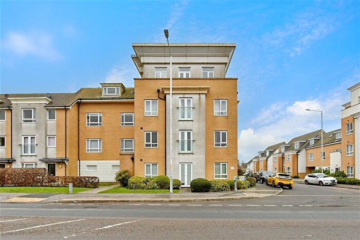 1 Bedroom Flat For Sale In Manston Road, Ramsgate, Kent, CT12