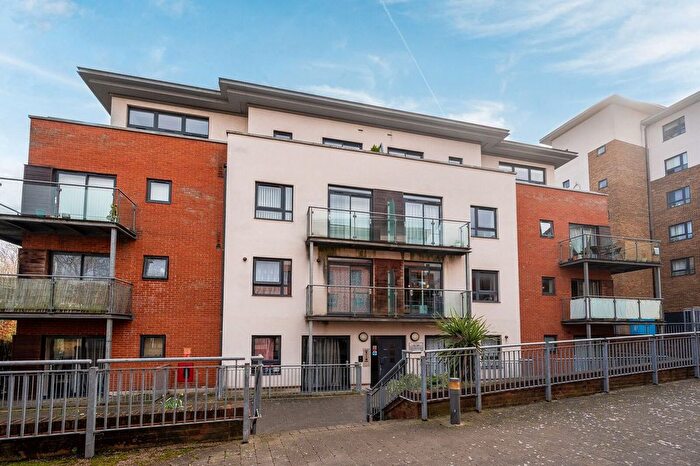 1 Bedroom Flat For Sale In Hither Green Lane, Hither Green, London, SE13