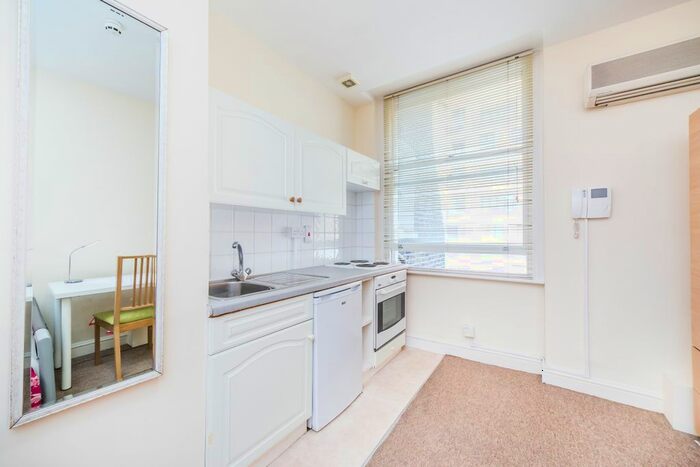Studio To Rent In Cromwell Road, London, SW7