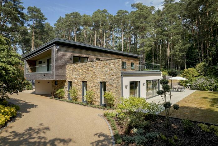 5 Bedroom Detached House For Sale In Crooksbury Road, Farnham, Surrey, GU10